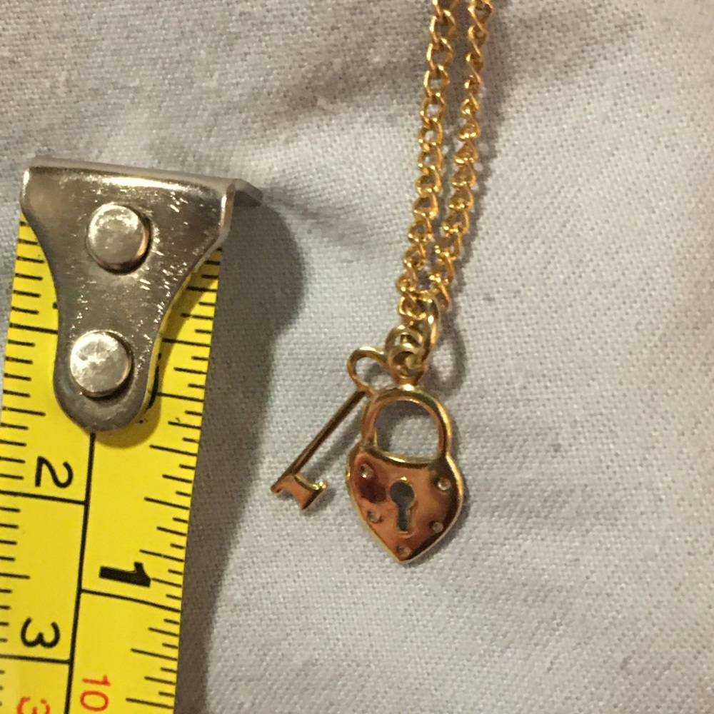 Mini Lock & Key π Necklace - Picture 5 of 9